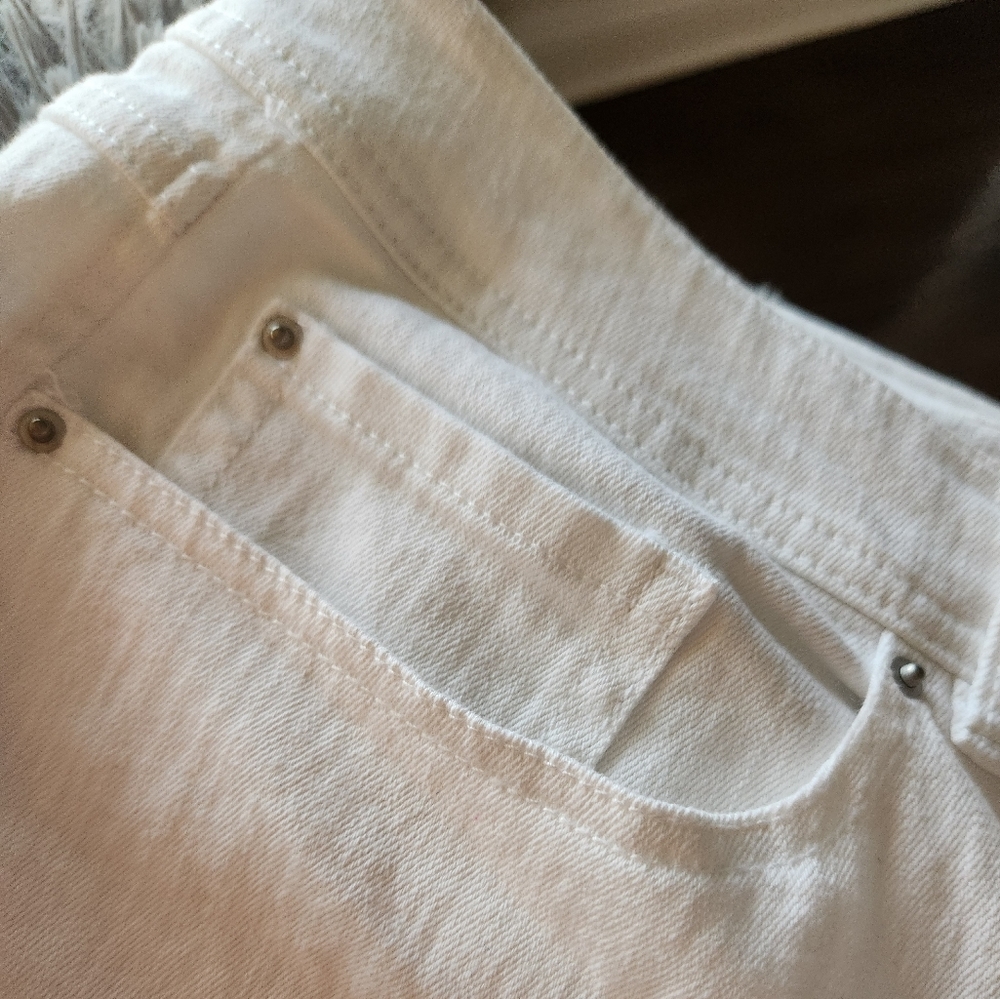 INC White Mid Calf Crop Jeans